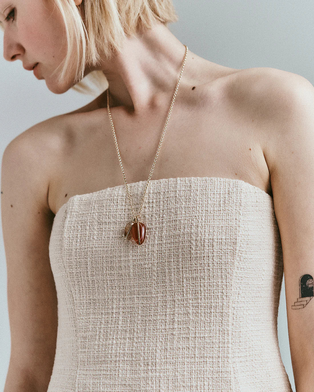 BY PARIAH LARGE PEBBLE PENDANT 14K RECYCLED YELLOW GOLD, RED BANDED CARNELIAN