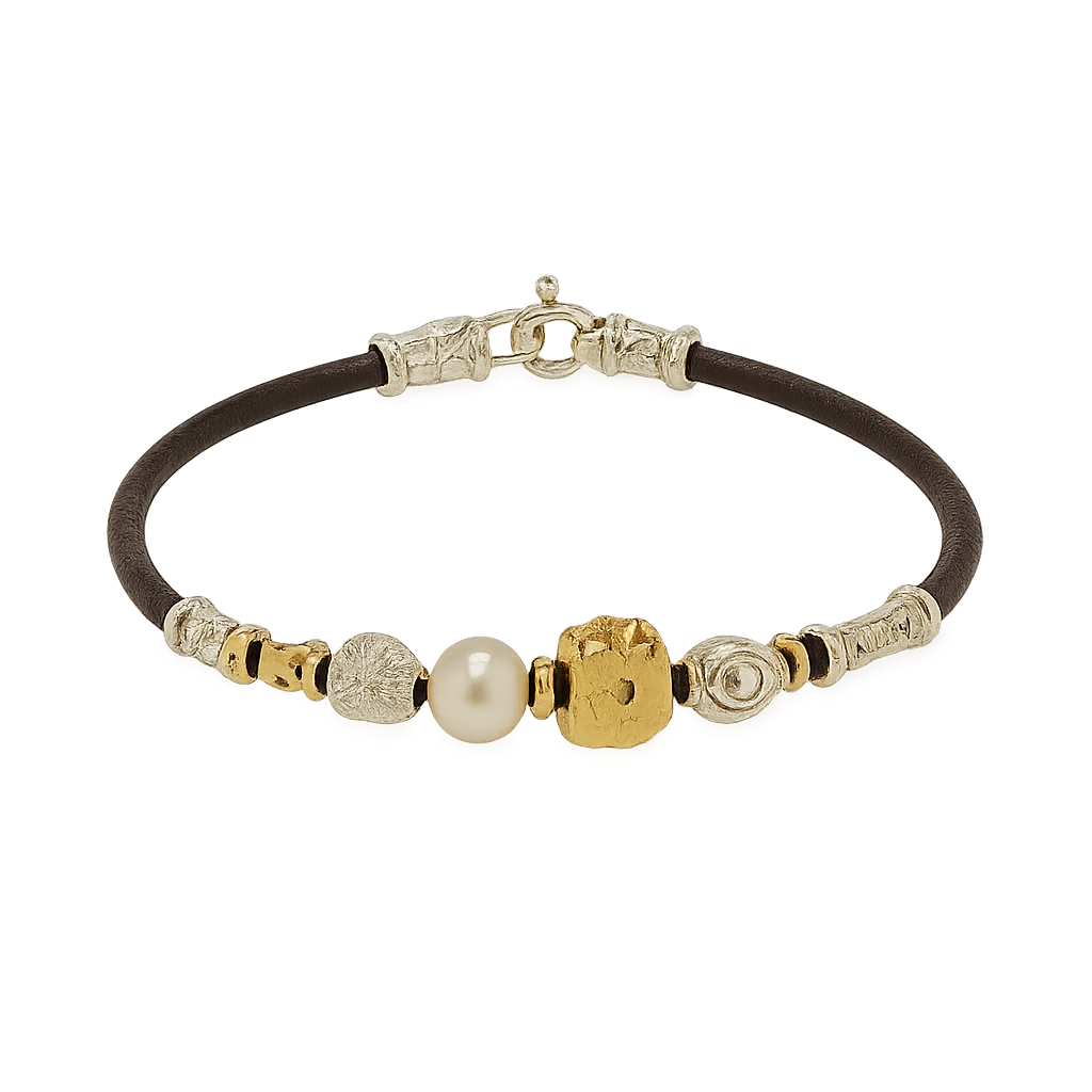 3MM LEATHER BRACELET WITH HANDMADE 18K GOLD AND SILVER ELEMENTS, NATURAL WHITE FRP PEARL, FINISHED WITH A SILVER LOBSTER CLASP