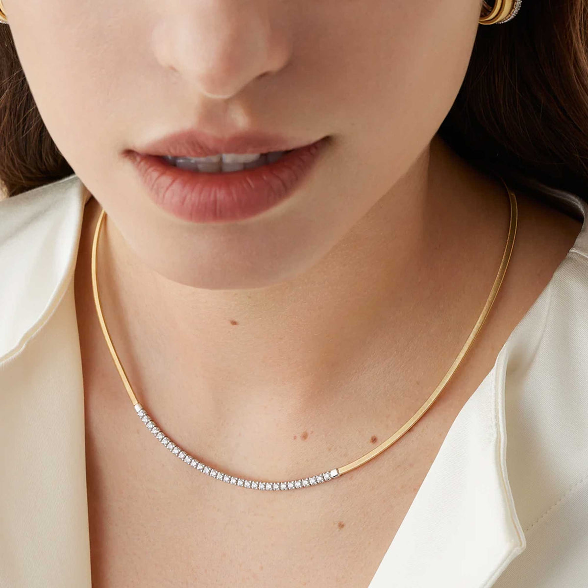 MARCO BICEGO MASAI 18K YELLOW GOLD FLAT COIL TWIST NECKPIECE WITH A DIAMOND BAR 0.75TW