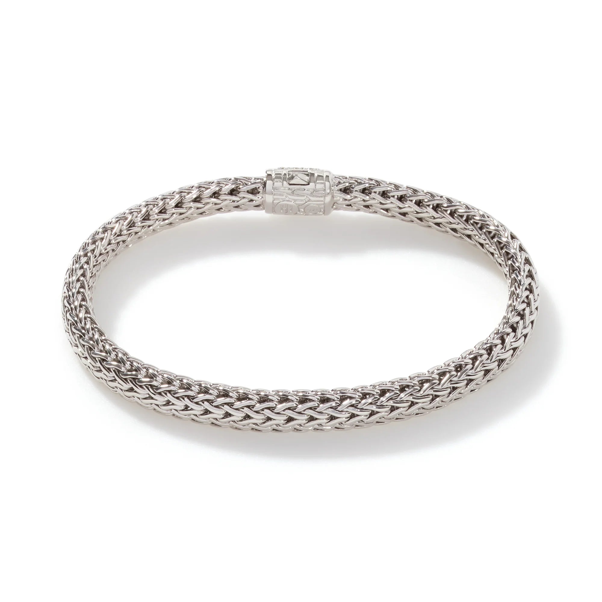 JOHN HARDY WOMENS CLASSIC CHAIN STERLING SILVER DIAMOND PAVE SMALL BRACELET HAVING A TOTAL CARAT WEIGHT OF 0.16