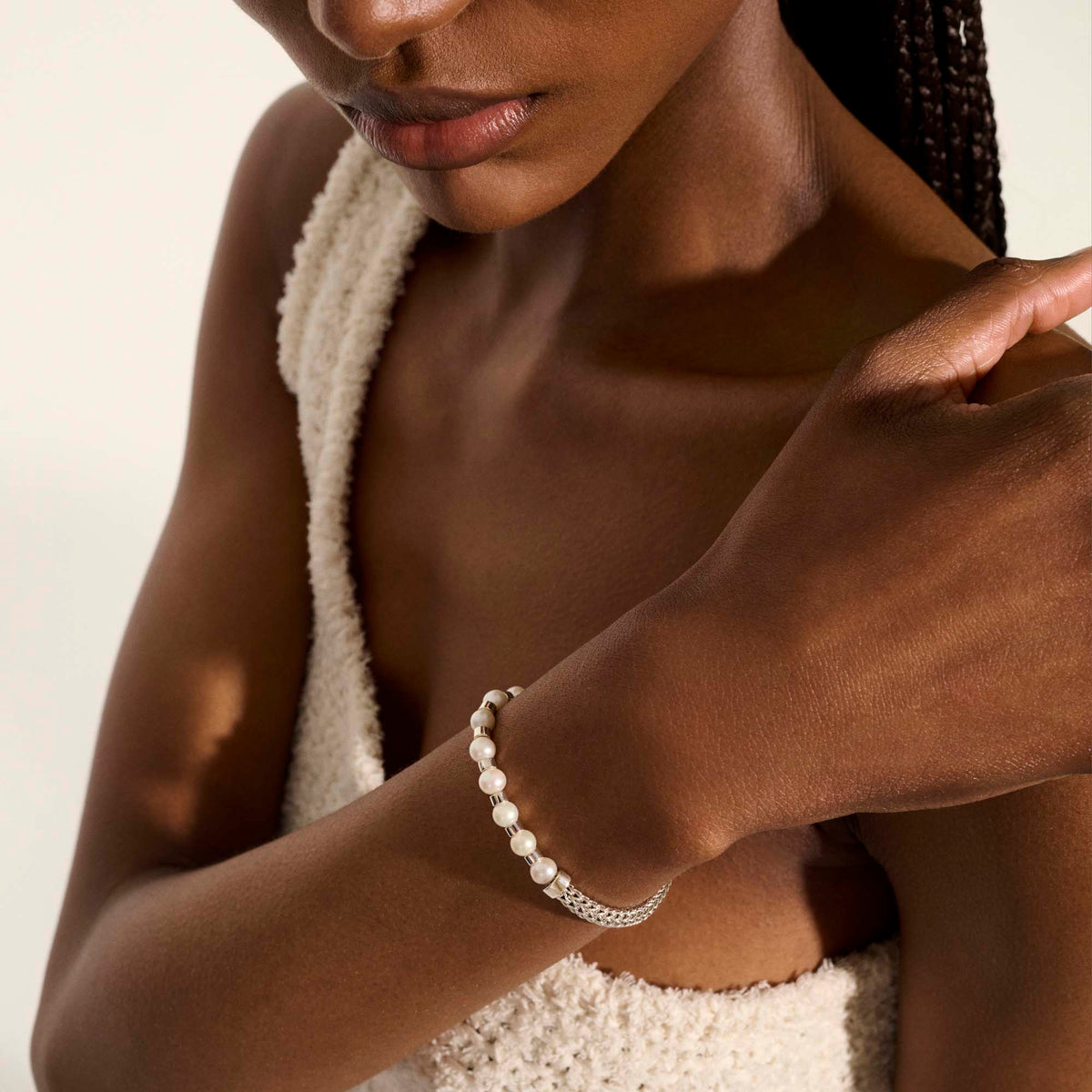 JOHN HARDY ESSENTIALS SILVER PEARL 5MM EXTRA SMALL CHAIN BRACELET WITH 5.5-6MM AND 6-6.5MM CULTURED FRESH WATER PEARLS WITH PUSHER CLASP SIZE M