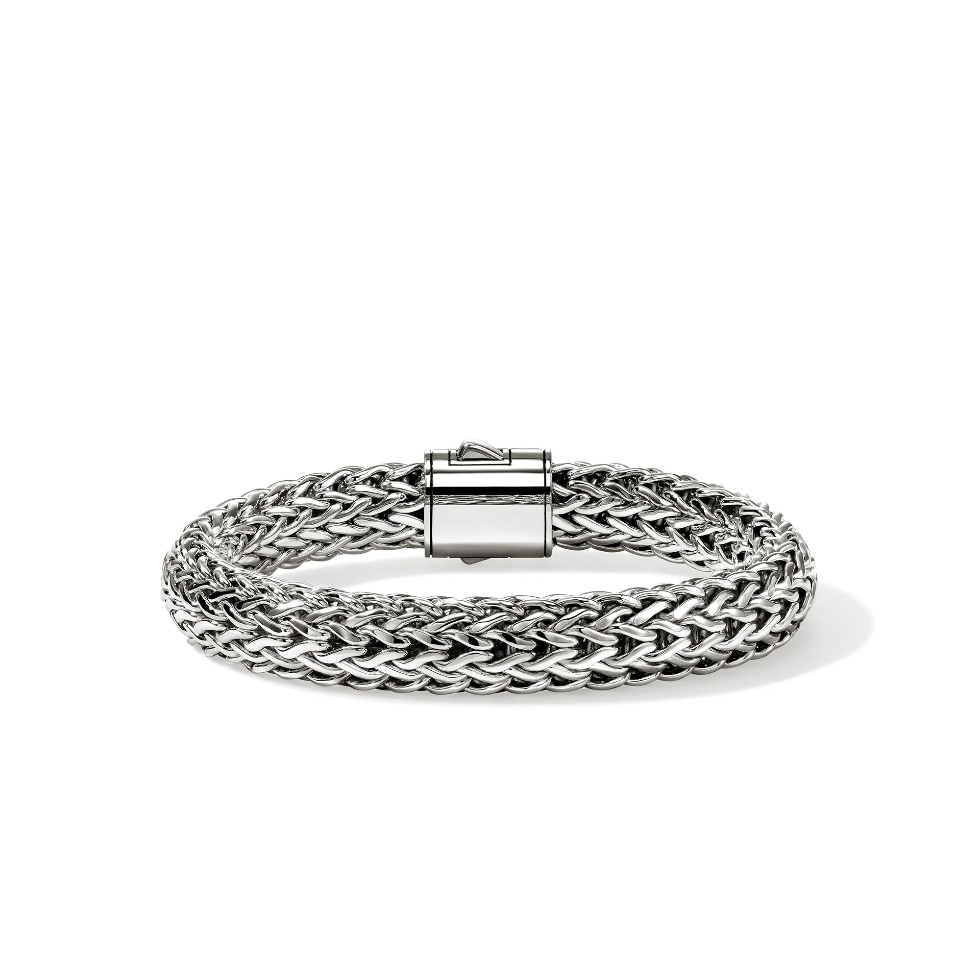 JOHN HARDY ICON 10.5MM STERLING SILVER BRACELET WITH TREATED BLACK SAPPHIRE PUSHER CLASP. SIZE MEDIUM