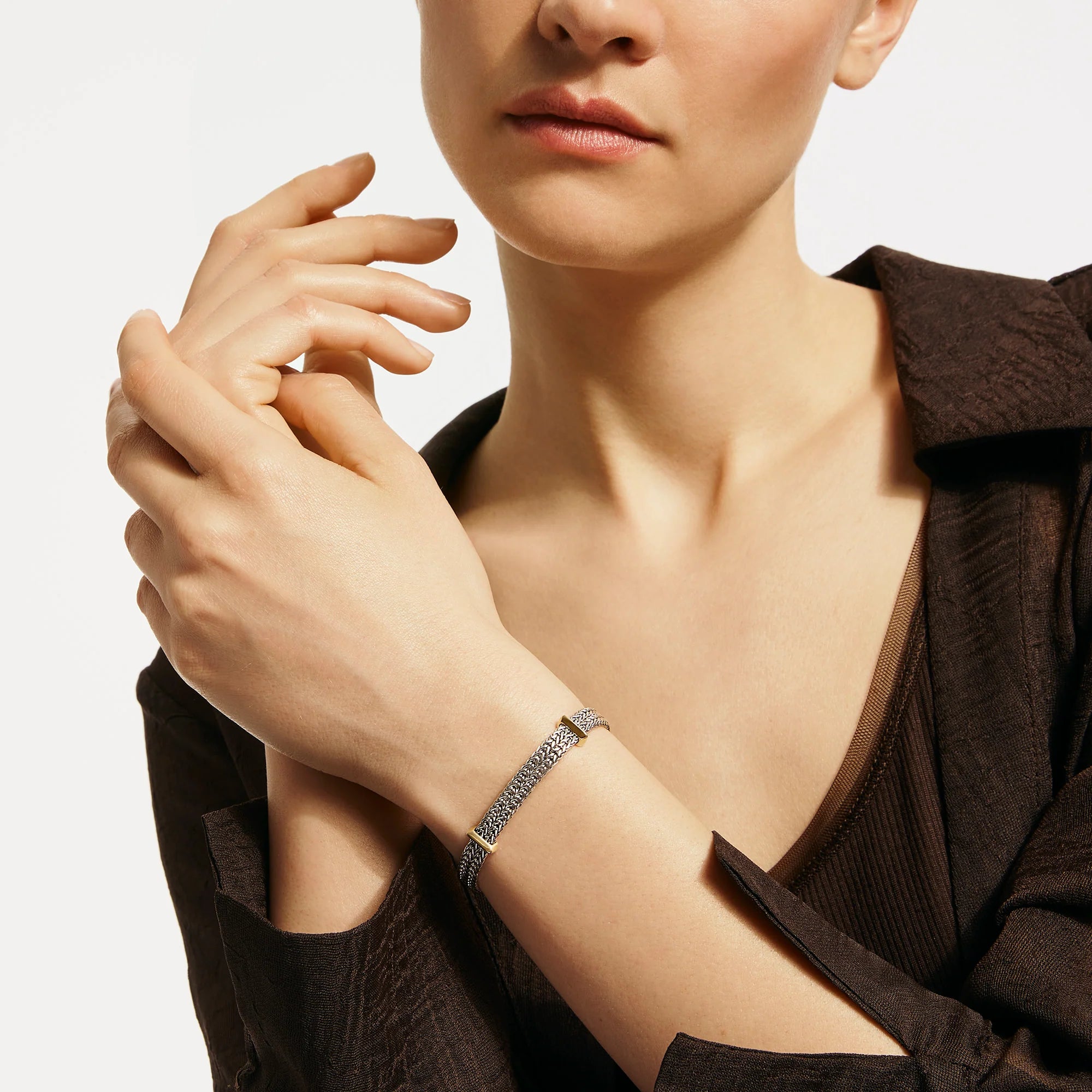 JOHN HARDY ICON LINK 14K GOLD AND STERLING SILVER 6MM FLAT CHAIN BRACELET, SIZE MEDIUM