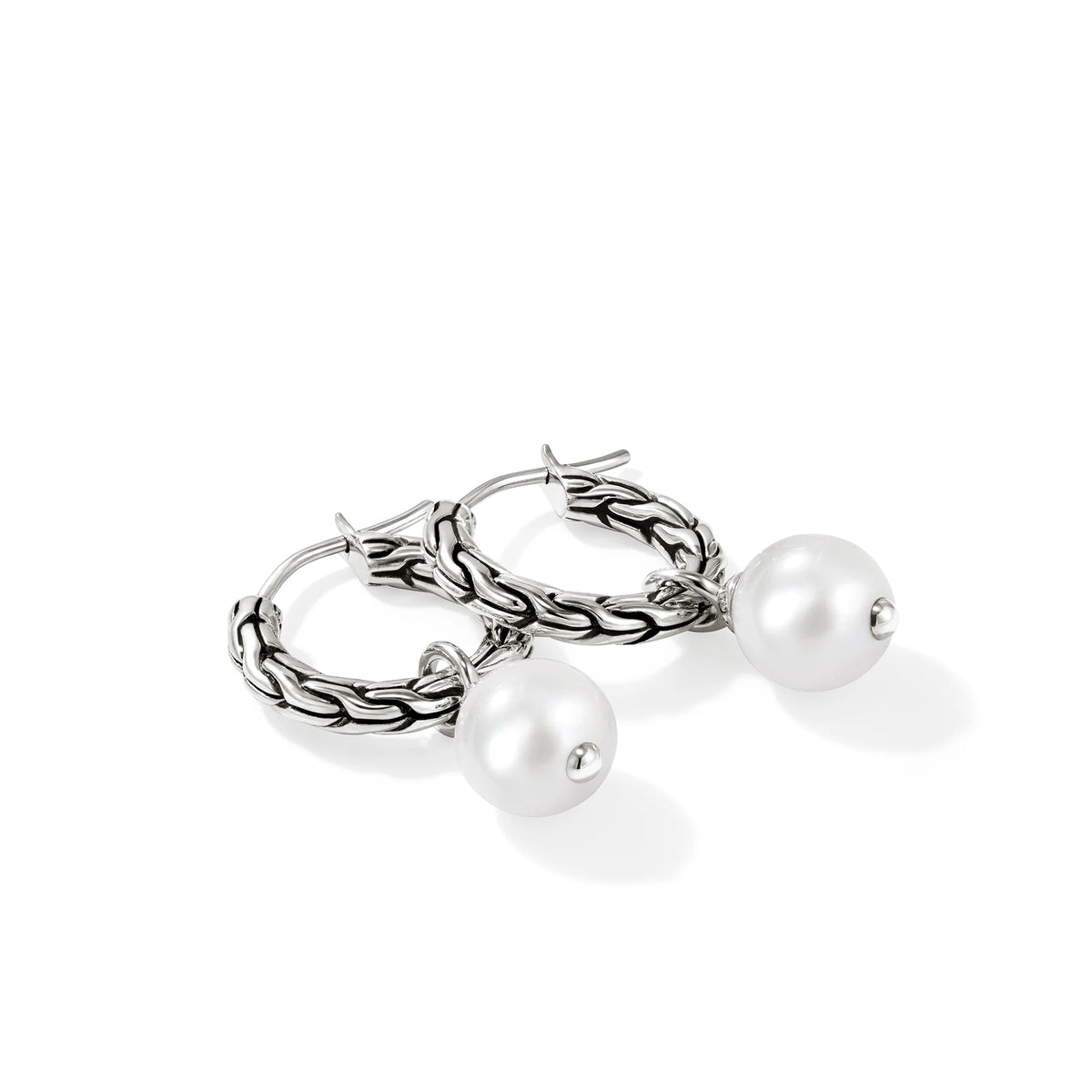 JOHN HARDY ESSENTIAL PEARL HOOP EARRING, STERLING SILVER, 16MM