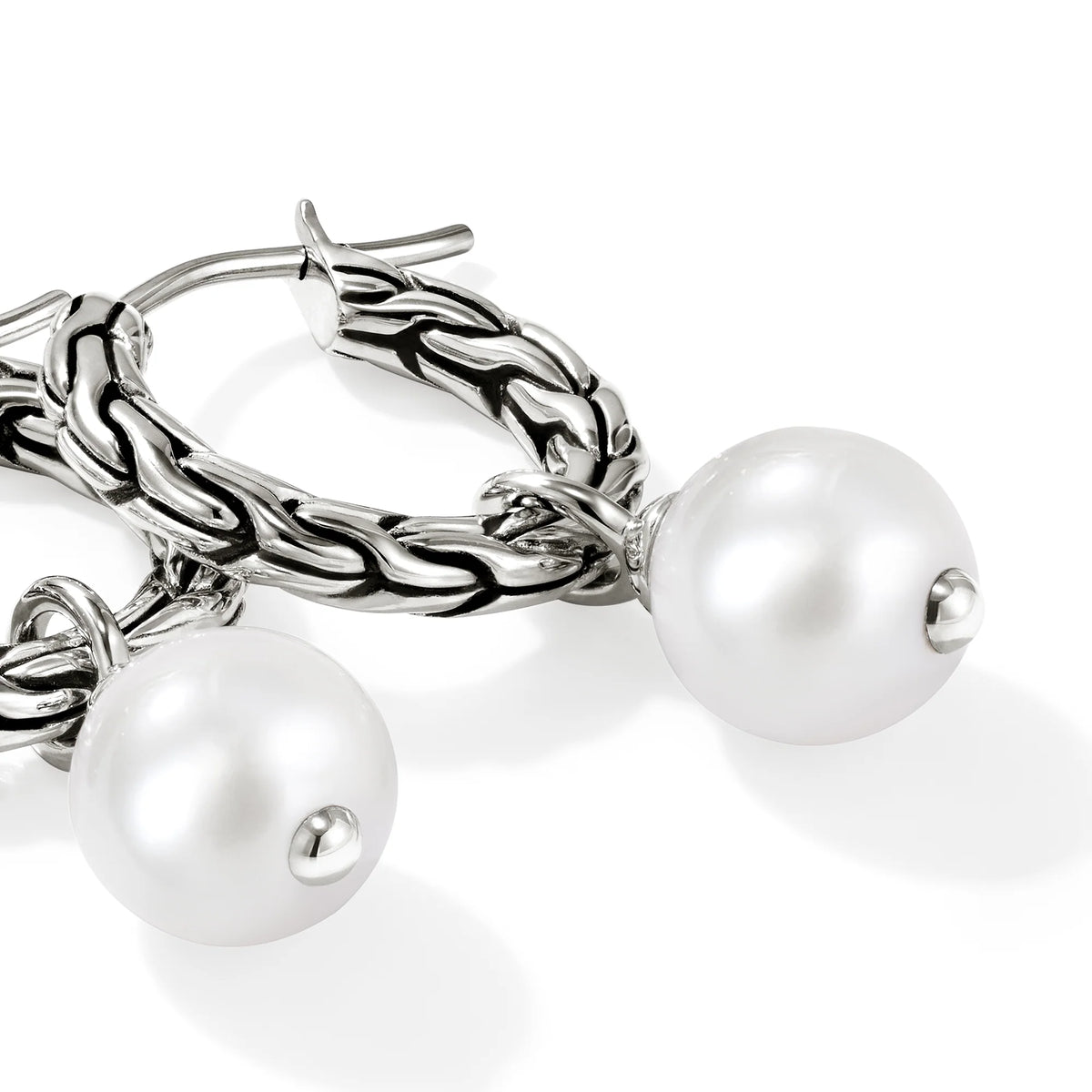 JOHN HARDY ESSENTIAL PEARL HOOP EARRING, STERLING SILVER, 16MM