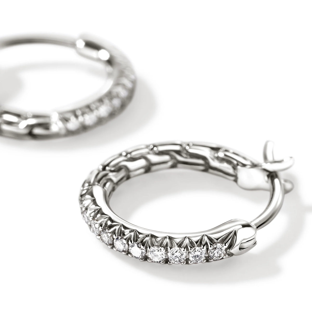 JOHN HARDY ESSENTIAL STERLING SILVER PAVE HOOP EARRINGS, NATURAL DIAMONDS 0.16CT TW.
