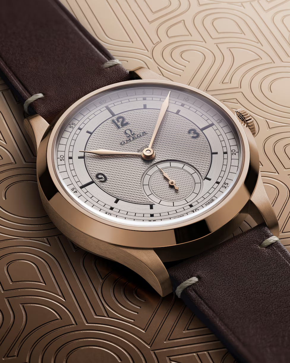 OMEGA SPECIALITIES PARIS 2024 BRONZE GOLD EDITION 39MM, BRONZE GOLD ON LEATHER STRAP