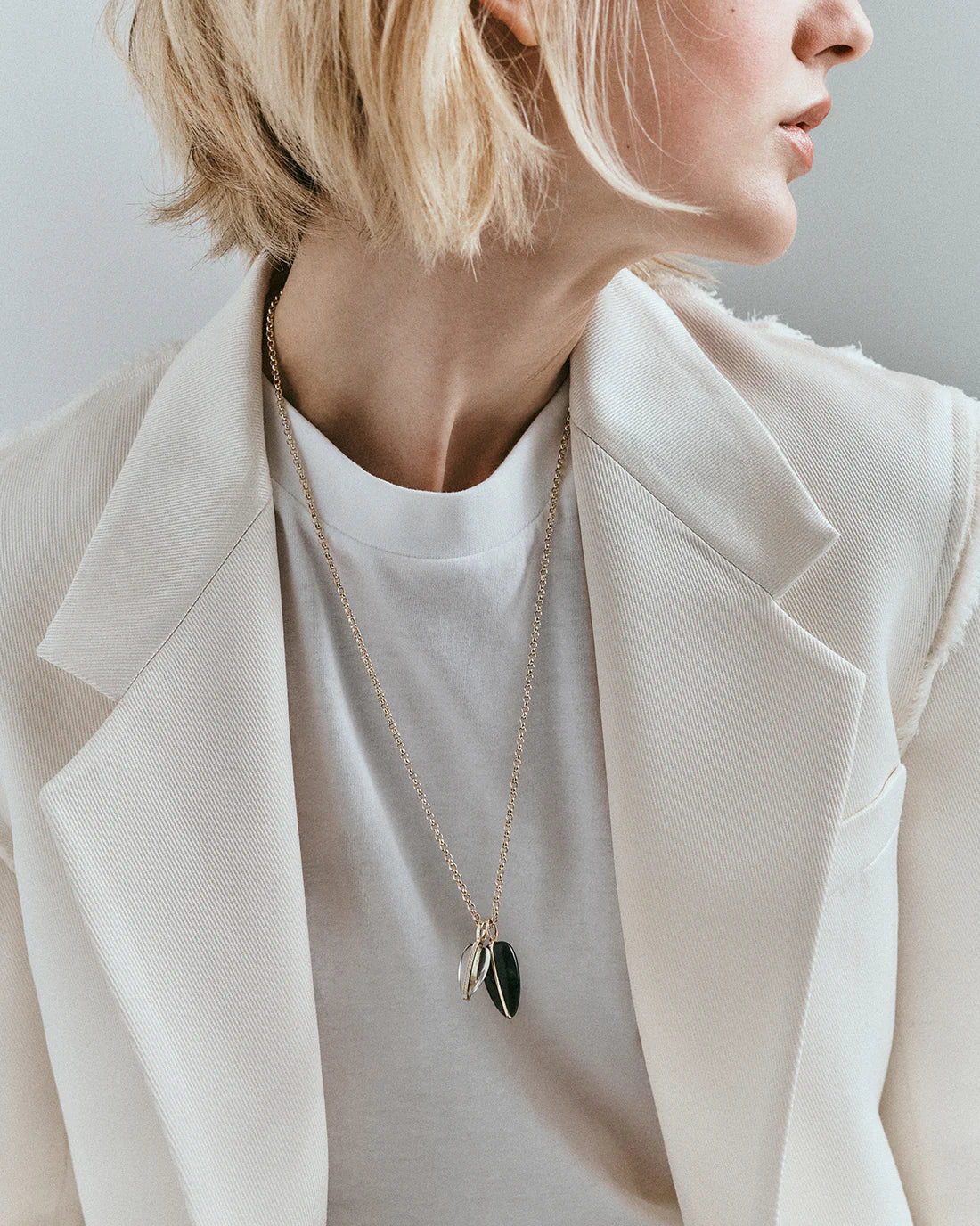 BY PARIAH SMALL PEBBLE PENDANT 14K RECYCLED YELLOW GOLD, GREEN AMETHYST