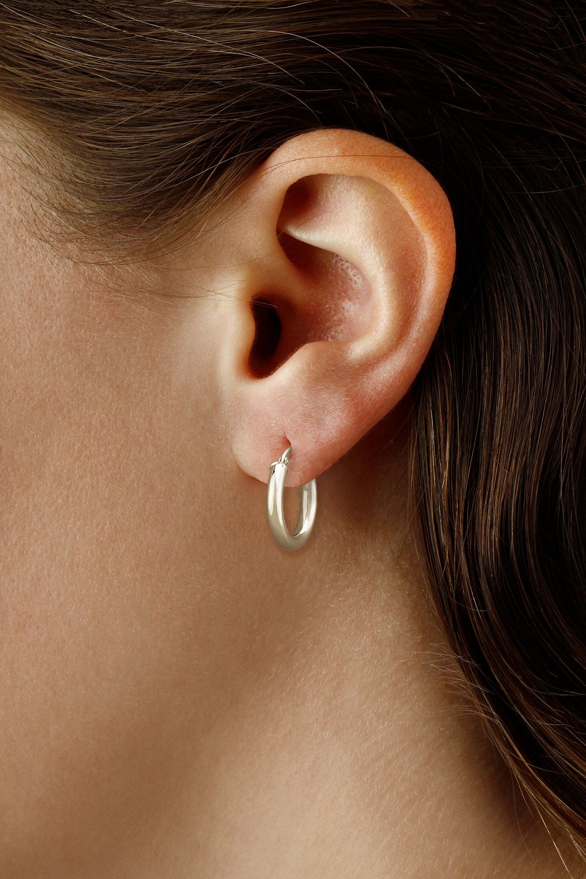 CARLA STERLING SILVER 3X18MM S/D TUBE HOOP EARRINGS.