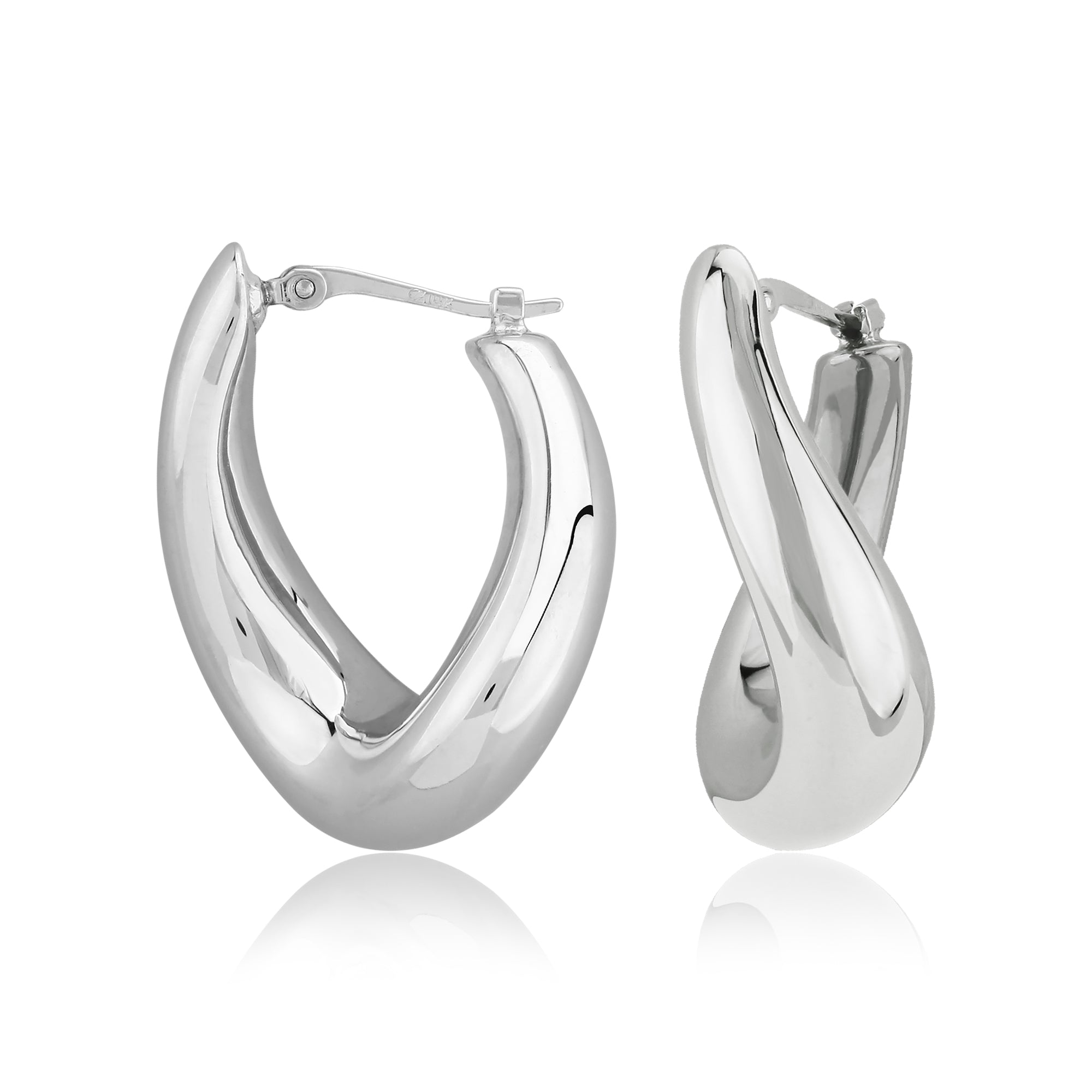 CARLA STERLING SILVER MEDIUM OVAL TWIST HOOP EARRINGS.