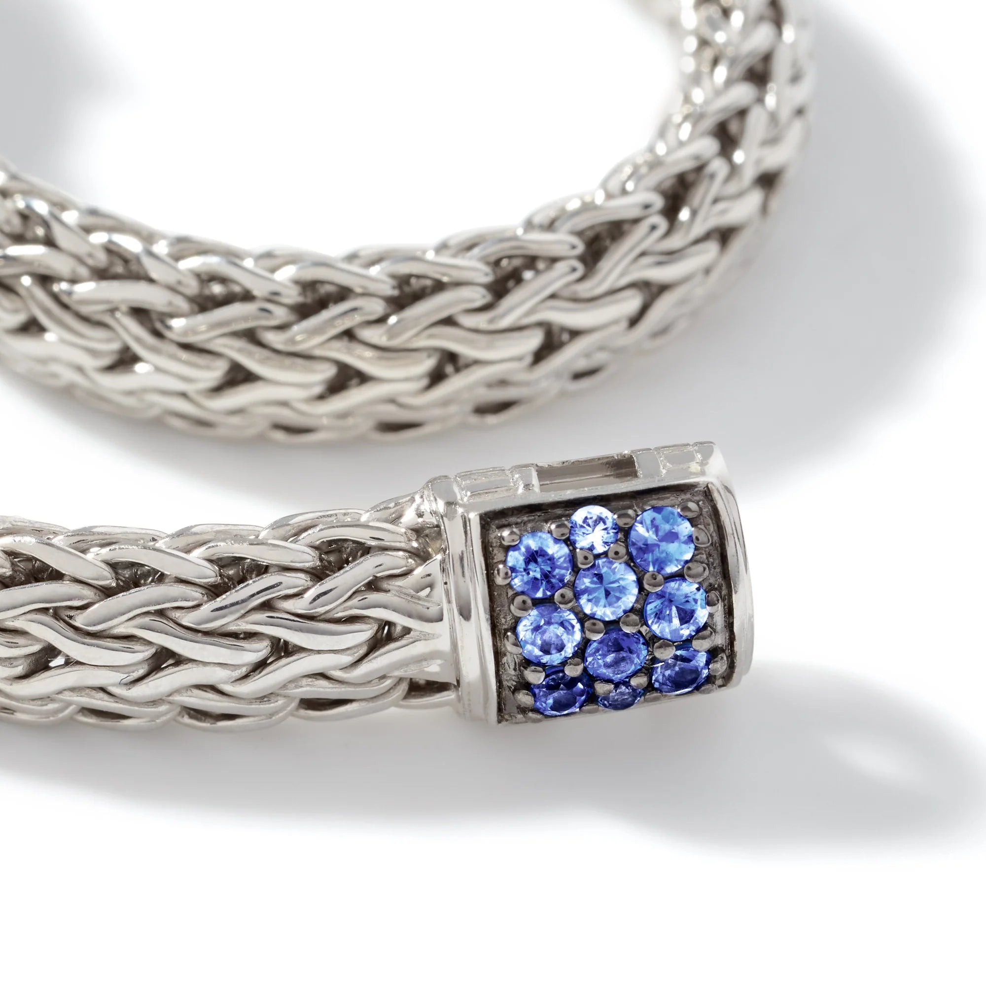 JOHN HARDY WOMENS CLASSIC CHAIN STERLING SILVER LAVA BRACELET WITH BLUE SAPPHIRES - SIZE MEDIUM