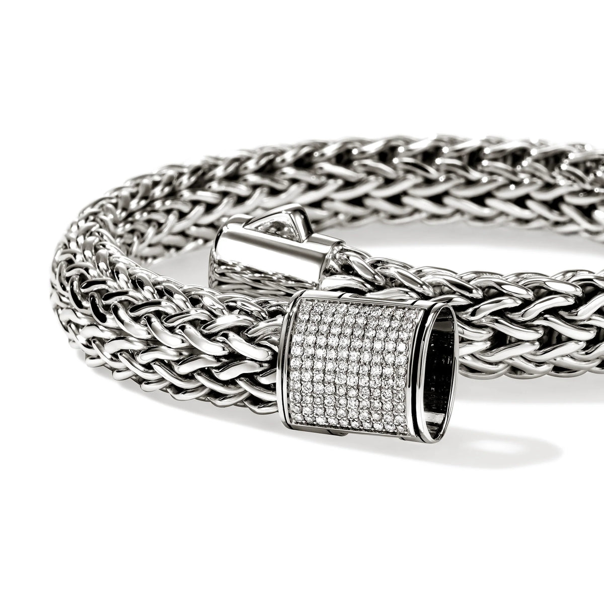 JOHN HARDY ICON 10.5MM STERLING SILVER BRACELET WITH DIAMOND PUSHER CLASP 0.55CT TW. SIZE MEDIUM