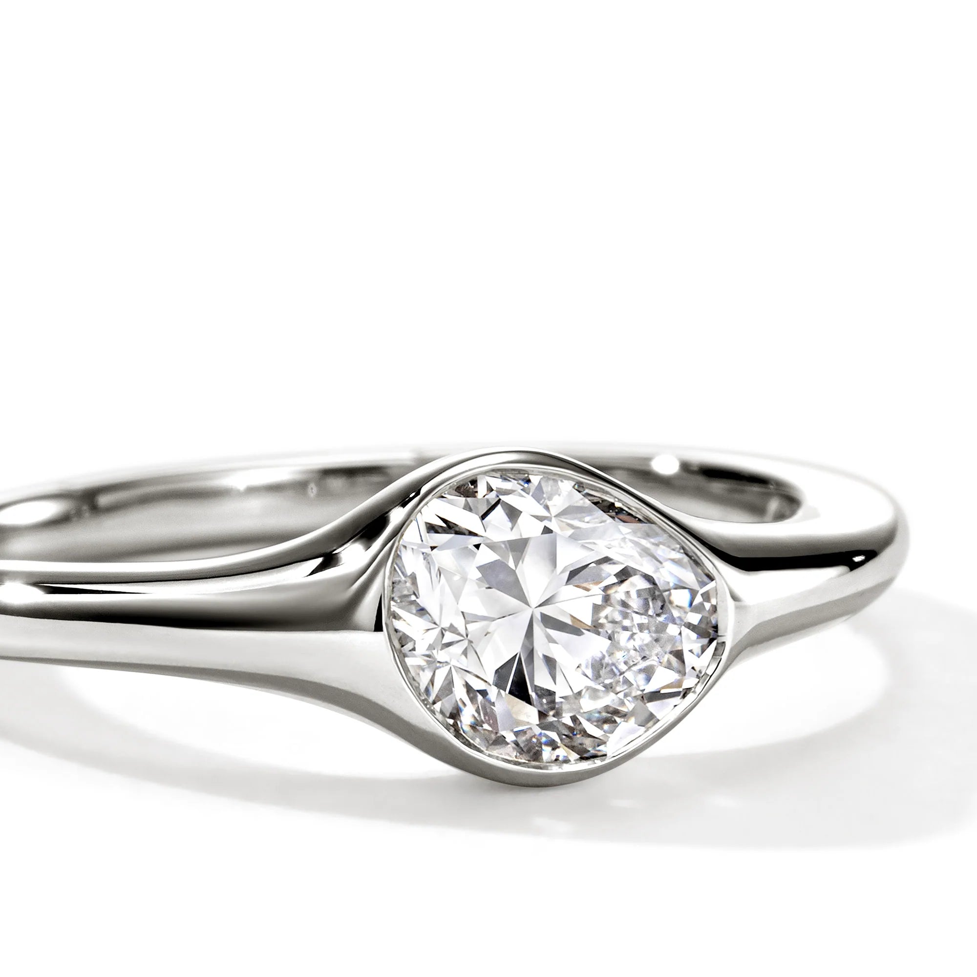 JOHN HARDY LOVESTRUCK STERLING SILVER RING, LAB GROWN DIAMOND 0.75CT.