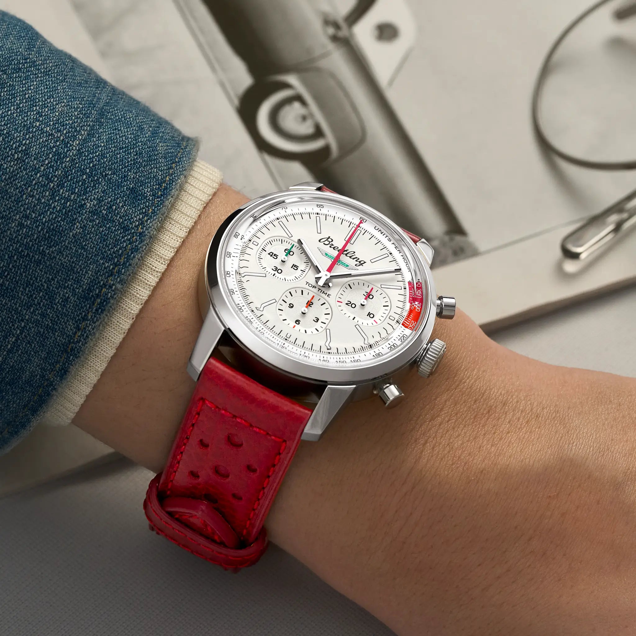 BREITLING TOP TIME B01 FORD THUNDERBIRD 41